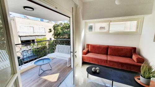 Tel Aviv City Center Appartement | BnBIsrael apartments - Yosef Eliyahu Terracotta