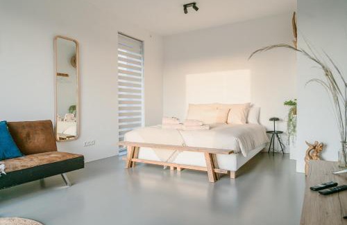 Amsterdam North Appartement | BNBNRD Amsterdam - new, modern private studio 45m2