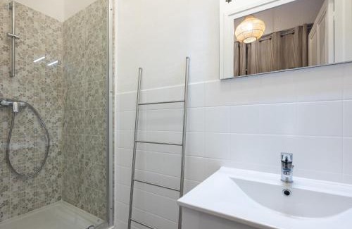 Villette Gare Appartement | BnGo I Luxe & Confort I Gare PartDieu, 2 personnes, Aéroport, Rhone-Express