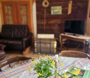 Motala Maison | Bo på lantgård