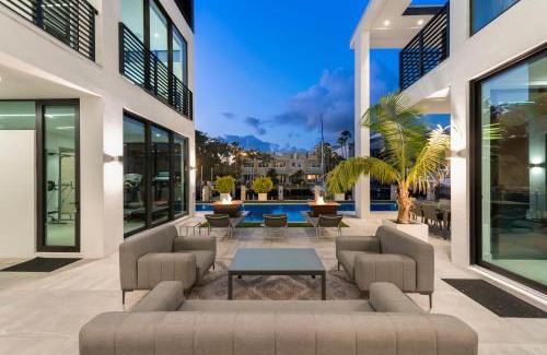 Coral Ridge Maison | Boardwalk Mansion