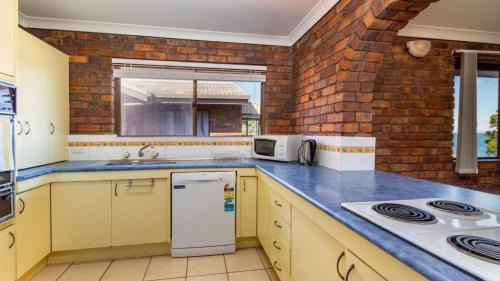 Bongaree Maison | Boasting some of Bribie's Best Waterviews