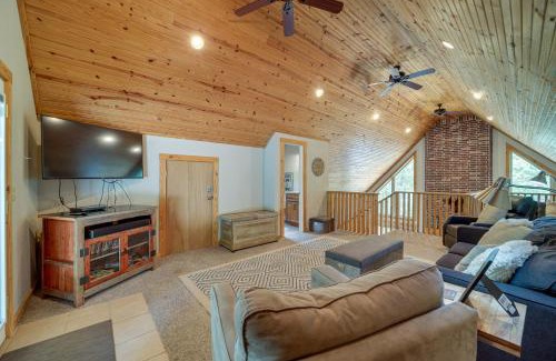 Eucha Maison | Boat Dock and Fire Pit Lakefront Paradise in Eucha!