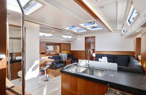 Positano City Centre Location De Bateaux | Boat 'Sailboat Hanse 455' with Private Terrace, Wi-Fi and Air Conditioning