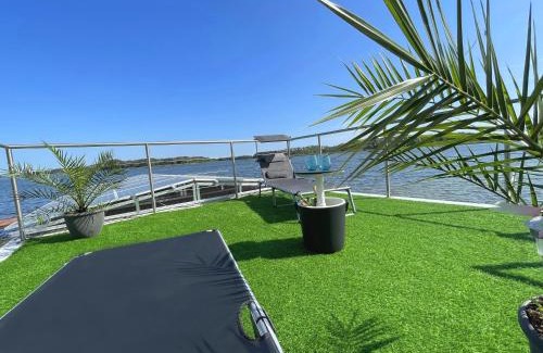Mysliborz Appartement | Boathousing - apartament na wodzie, dom pływający, łódź, luksusowy apartament