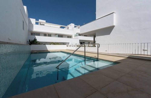 Villanueva del Ariscal Appartement | Bodega Olehousing - Three Bedroom Apartment, Sleeps 6