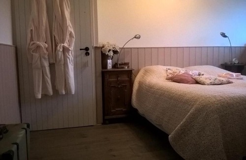 Onstwedde Lit Et Petit-Déjeuner | boerderijkamer Zwanebloem