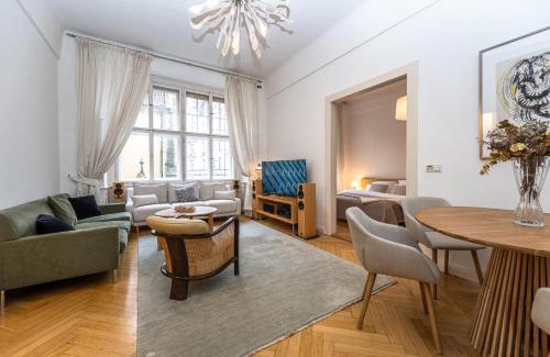 Josefov Appartement | Bohemian charm apartment by Paris Avenue 1