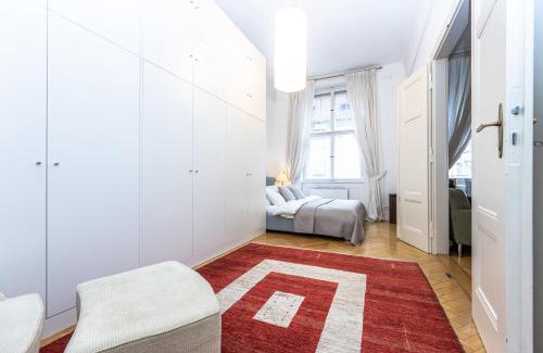 Josefov Appartement | Bohemian charm apartment by Paris Avenue 1
