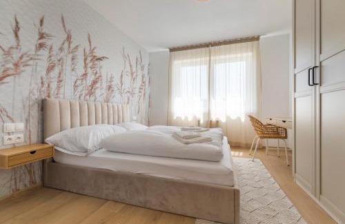 Modra Appartement | Boho Apt w Jacuzzi, Grill & Garden