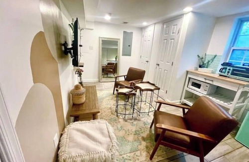 Deanwood Appartement | Boho-Chic Deanwood Guest Suite