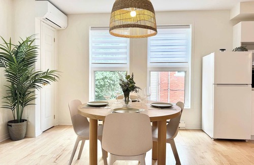 Maizerets Appartement | Boho Comfort Near It All | 6 people | EV Charger