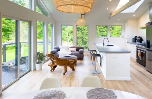 Accord Maison | BoHo Farm House with heated pool