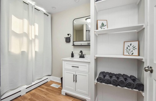Peoria Maison | Boho Heights Hideaway: Spacious 4 BR - 2 BA - NEWLY REMODELED! Fully Fenced!