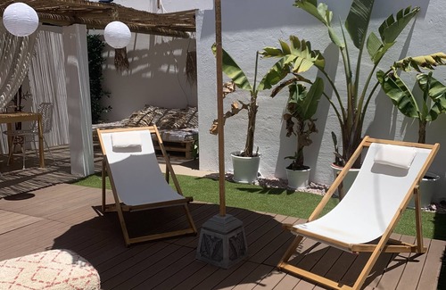 Sines Maison | Boho house with huge outdoor space - 5 min. walk from the beach