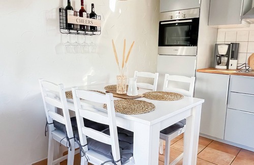 Kirchdorf Maison | Boho-style bungalow on a natural beach.
