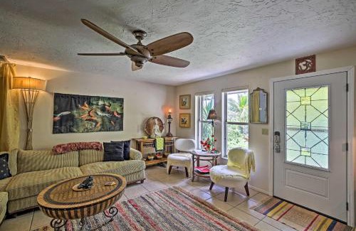 Bonita Springs Maison | Boho-Style Escape with Patio about 3 Mi to Bonita Beach!