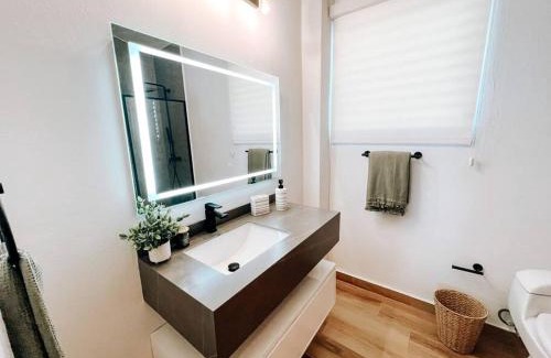 Eleanor Roosevelt Appartement | Boho Style House Super Comfortable For 5@ San Juan rey 2 apt 1