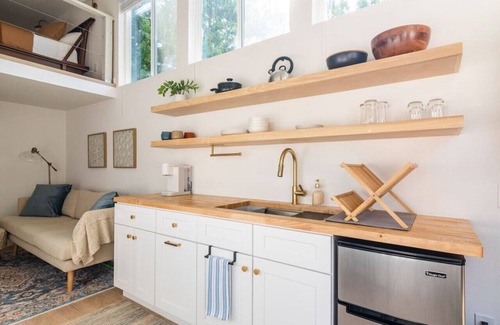 Blackshear-Prospect Hill Maison | BoHo Tiny Home - Walkable to East Austin’s Best!