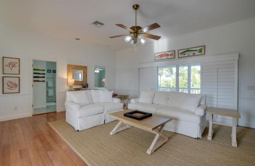 Bokeelia Maison | Bokeelia Island Oasis Waterfront, Private Dock!