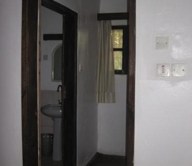 Mtwapa Cabine | Boko Boko Guesthouse and Hotel