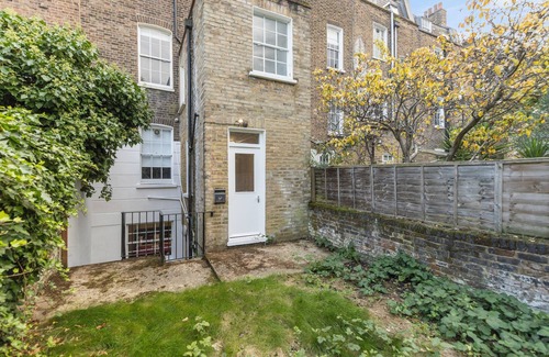 Camden Town with Primrose Hill Appartement | Bold & Vibrant 1-Bedroom Escape in Prime Location!