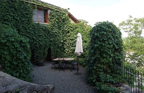 Le Riols Cottage | "Bon Accueil" Cottage Cosy au bord de l'eau