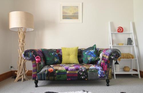 Christchurch Maison | BOND ESTATE LUXURY ACCOMMODATION