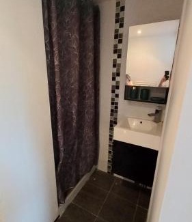 Chaponost Appartement | Bonheur des prés, T2 jardin, parking