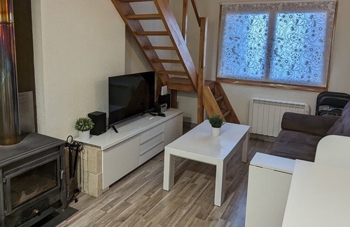 Villanua Appartement | Bonito Apartamento con Chimenea y Wifi en Villanúa