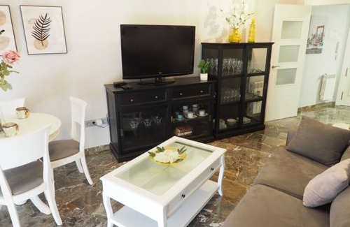 Albaida Appartement | Bonito Apartamento en Centro Ciudad con Garaje