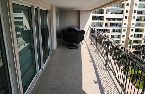 Marina Vallarta Copropriété | Bonito Condominio en el Corazon de Marina Vallarta.