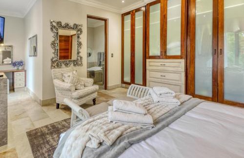 Trawal Lit Et Petit-Déjeuner | Bonne Chance Luxury Estate