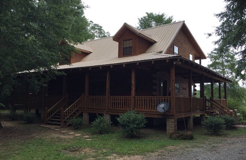 Panola Cabine | BOOK 4 ALABAMA FOOTBALL GAMES/AMAZING TWO STORY LOG CABIN/NEAR TOMBIGBEE RIVER