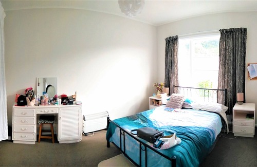 Newtown Maison | Réservez un FUNKY URBAN De retour à Newtown, un quartier pratique et vivant