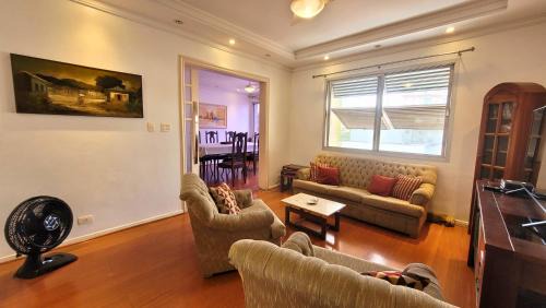 Gonzaga Appartement | Book Santos SaintClaude 100 metros quadrados no Coração de Santos