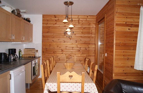 La Roche Appartement | Last minute rates.Beautiful spacious apartment, 8 beds, Great location and views