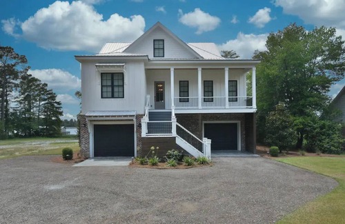 Lee County Maison | Boots & suits lakehouse getaway