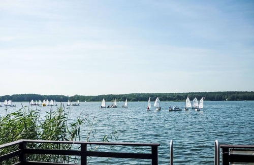 Lindow Maison | Bootshaus auf dem See by Interhome