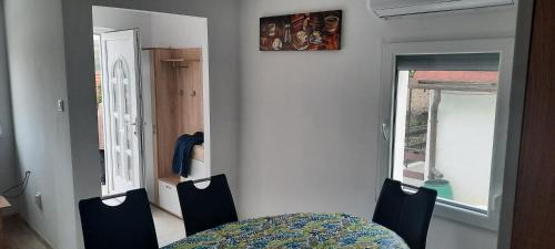 Orfu Maison | Boróka Ház