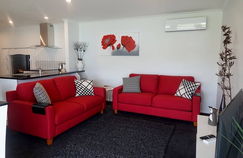 Havelock Cottage | Bora castle. Cottage with stunning sea views.