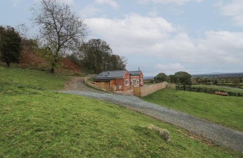 Halfway House Maison | Border View Lodge