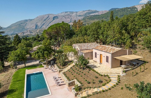 Polizzi Generosa Appartement | Borgo Le Niche by Wonderful Italy - Clio