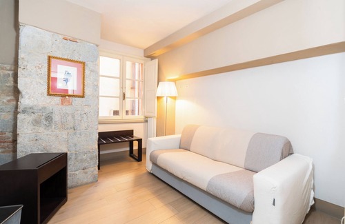 Pisa City Centre Appartement | Borgo Suite .. une vieille maison tour dans le centre-ville