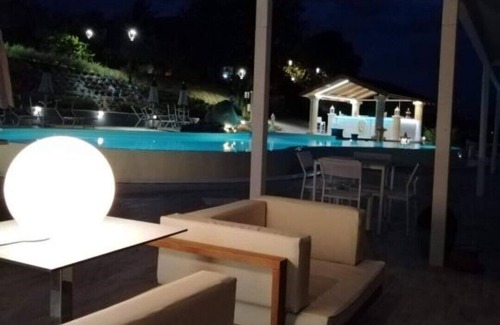Sant'Andrea del Garigliano Chalet De Ski | Bosco D'Olmi Country House-Beccaccia