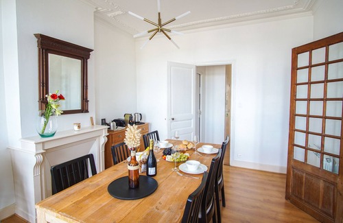 Concarneau Appartement | -BOSCO- ÉLÉGANT T3 AVEC BALCON ET VUE SUR LE PORT