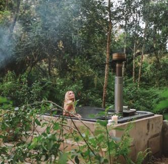 George Maison | Boshuis Farm Stay