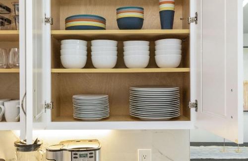 East Somerville Appartement | Boston 4BR Home with Parking BBQ Fire