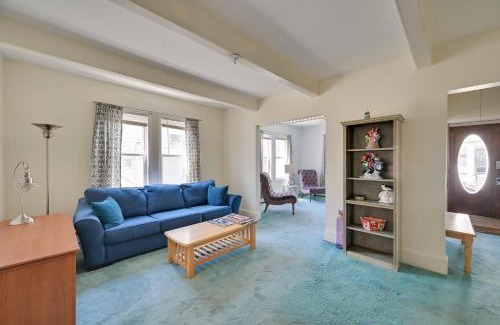 Revere Appartement | Boston Area Vacation Rental 3 Mi to Airport!