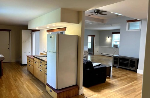 South Medford Appartement | Boston Getaway close to Tufts and Transport